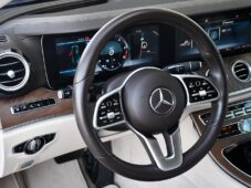 Mercedes-Benz Třídy E 400D 4 MATIC - 15