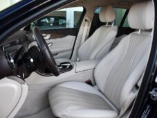 Mercedes-Benz Třídy E 400D 4 MATIC - 13