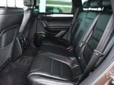 Volkswagen Touareg 3.0TDi 4MOTION TAŽNÉ K360°ČR - 18