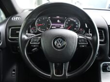 Volkswagen Touareg 3.0TDi 4MOTION TAŽNÉ K360°ČR - 21