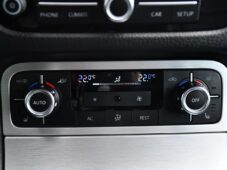 Volkswagen Touareg 3.0TDi 4MOTION TAŽNÉ K360°ČR - 26