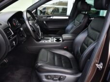 Volkswagen Touareg 3.0TDi 4MOTION TAŽNÉ K360°ČR - 12