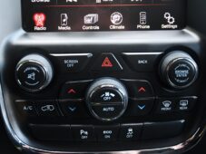 Dodge Durango 3,6i V6 7.MÍST DVD 216kW AWD - 29