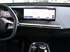 BMW iX xDrive40d K360° M-SPORT 98%SoH - 7
