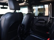 Jeep Wrangler 2.2CRD UNLIMITED SAHARA 2xPNEU - 21