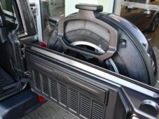 Jeep Wrangler 2.2CRD UNLIMITED SAHARA 2xPNEU - 44