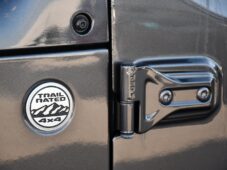 Jeep Wrangler 2.2CRD UNLIMITED SAHARA 2xPNEU - 46