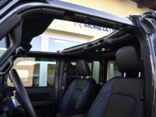 Jeep Wrangler 2.2CRD UNLIMITED SAHARA 2xPNEU - 23