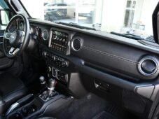 Jeep Wrangler 2.2CRD UNLIMITED SAHARA 2xPNEU - 18