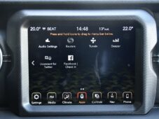 Jeep Wrangler 2.2CRD UNLIMITED SAHARA 2xPNEU - 36