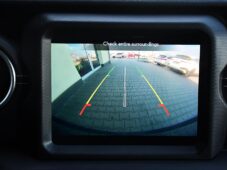 Jeep Wrangler 2.2CRD UNLIMITED SAHARA 2xPNEU - 39