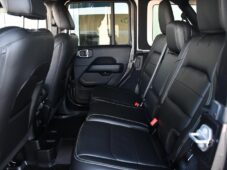 Jeep Wrangler 2.2CRD UNLIMITED SAHARA 2xPNEU - 19