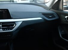 BMW Řada 2 218d - 7