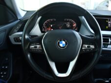 BMW Řada 2 218d - 21