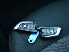 BMW Řada 2 218d - 33