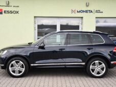 Volkswagen Touareg 3.0TDi V6 4M R-LINE TAŽNÉ ČR - 10