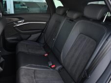 Audi e-tron - 19