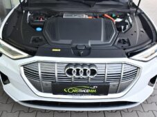 Audi e-tron - 38