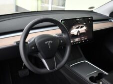 Tesla Model Y RWD STANDARD RANGE 1M 98%SoH - 14