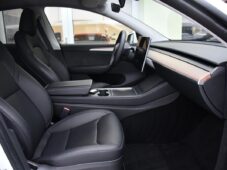 Tesla Model Y RWD STANDARD RANGE 1M 98%SoH - 16