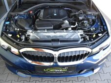 BMW Řada 3 318d ČR 1M - 38