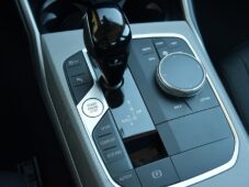 BMW Řada 3 318d ČR 1M - 25