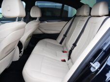 BMW Řada 5 520i M-SPORT 1M ČR - 18