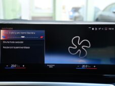 BMW Řada 3 320d xDrive M-SPORT - 35