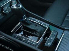 Škoda Superb 2.0TDi 140kW L&K DSG ČR - 34