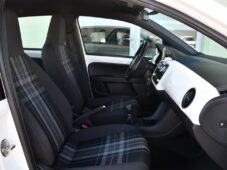 Volkswagen up! 1.0MPI 2x SADA KOL - 13