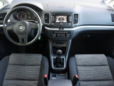 Volkswagen Sharan 2,0TDi 103kW NAVI 7MÍST - 23