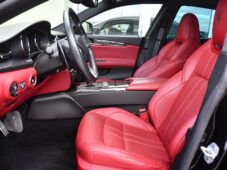 Maserati Quattroporte SQ4 GRANSPORT 3.0 V6 K360°H/K - 12