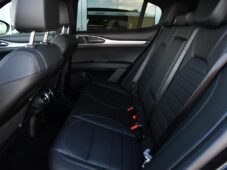 Alfa Romeo Stelvio 2.2 16V 154kW VELOCE AT8 Q4 - 18