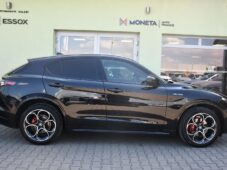 Alfa Romeo Stelvio 2.2 16V 154kW VELOCE AT8 Q4 - 11