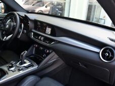 Alfa Romeo Stelvio 2.2 16V 154kW VELOCE AT8 Q4 - 16