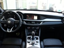 Alfa Romeo Stelvio 2.2 16V 154kW VELOCE AT8 Q4 - 4
