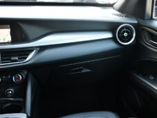 Alfa Romeo Stelvio 2.2 16V 154kW VELOCE AT8 Q4 - 7