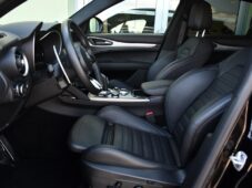 Alfa Romeo Stelvio 2.2 16V 154kW VELOCE AT8 Q4 - 12