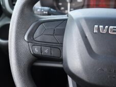 Iveco Daily 3,0T 35S14V TAŽNÉ 2xPNEU ČR 1M - 25