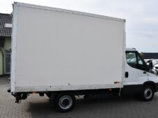 Iveco Daily 3,0T 35S14V TAŽNÉ 2xPNEU ČR 1M - 8