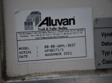 Iveco Daily 3,0T 35S14V TAŽNÉ 2xPNEU ČR 1M - 17