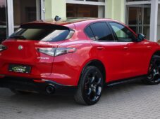 Alfa Romeo Stelvio 2.0TURBO 206kW VELOCE AT8 Q4 - 3