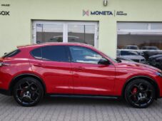 Alfa Romeo Stelvio 2.0TURBO 206kW VELOCE AT8 Q4 - 11