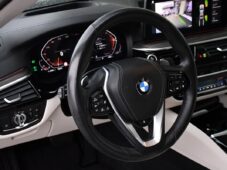 BMW Řada 5 540i xD LUXURY HUD LASER TAŽNÉ - 15