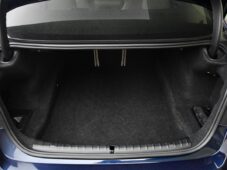 BMW Řada 5 540i xD LUXURY HUD LASER TAŽNÉ - 41