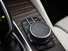 BMW Řada 5 540i xD LUXURY HUD LASER TAŽNÉ - 26