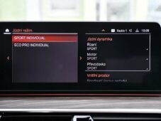 BMW Řada 5 540i xD LUXURY HUD LASER TAŽNÉ - 34