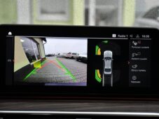 BMW Řada 5 540i xD LUXURY HUD LASER TAŽNÉ - 39