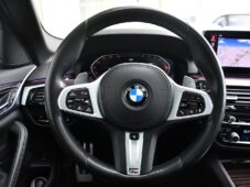 BMW Řada 5 530d xD MSPORT ČR PANO TAŽNÉ - 22