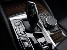 BMW Řada 5 530d xD MSPORT ČR PANO TAŽNÉ - 26